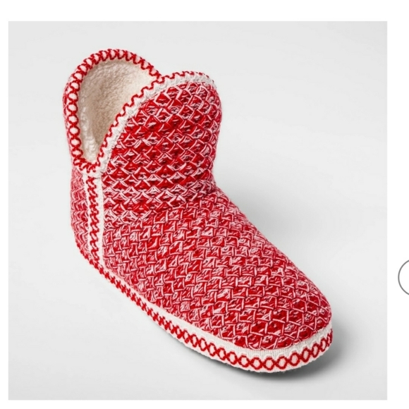 GILLIGAN O'MALLEY WOMENS COZY BOOT SLIPPER SIZE S - Picture 1 of 4